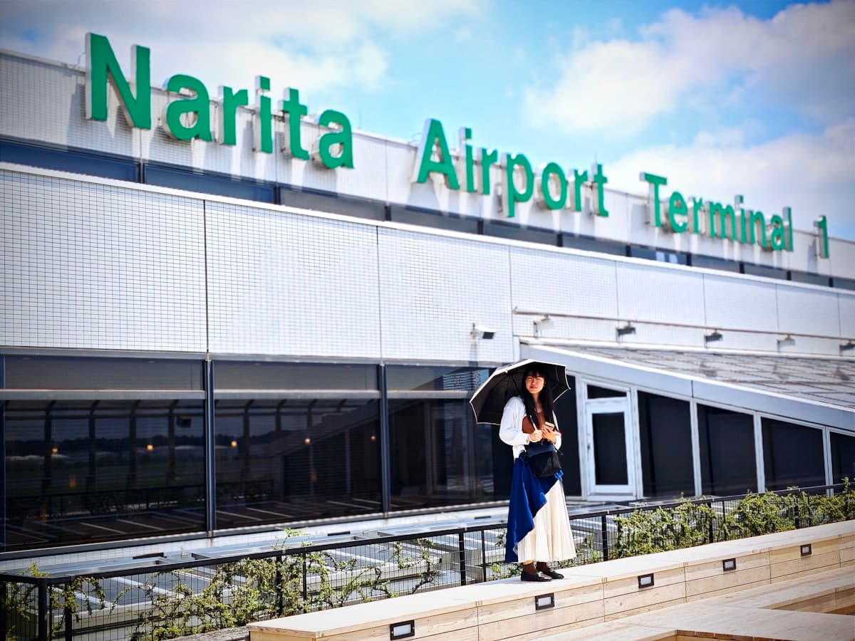 成田空港で海外用SIMカードを買うには?売り場・料金・注意点まとめ