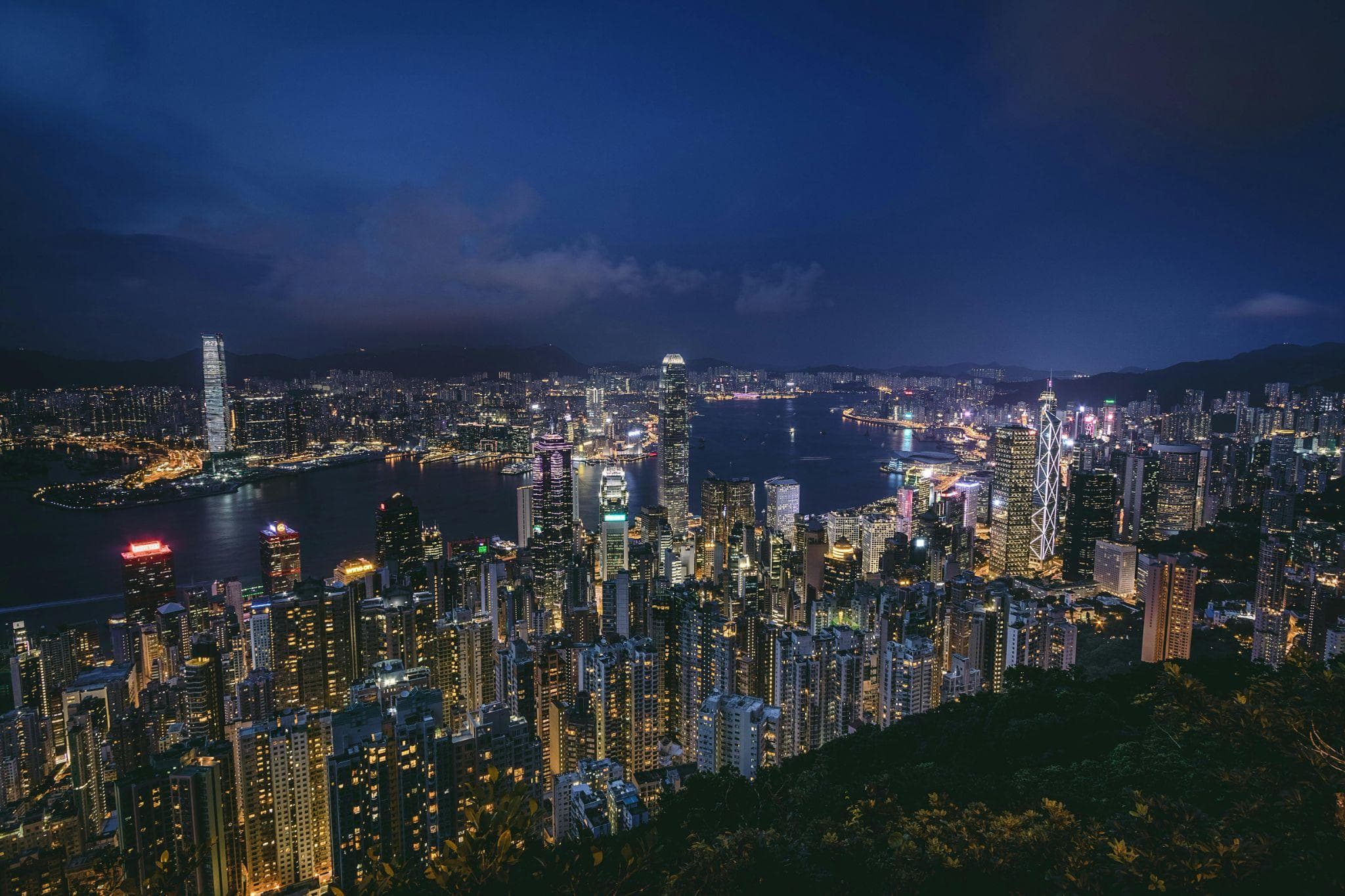 【2026年版】香港旅行の持ち物リスト!必須な物・いらない物を総チェック