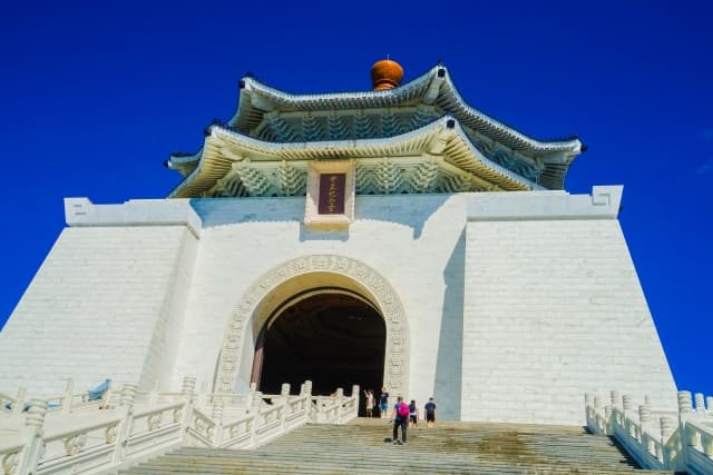 すごい楽なトリファの香港・台湾で使うesimの実名認証のやり方